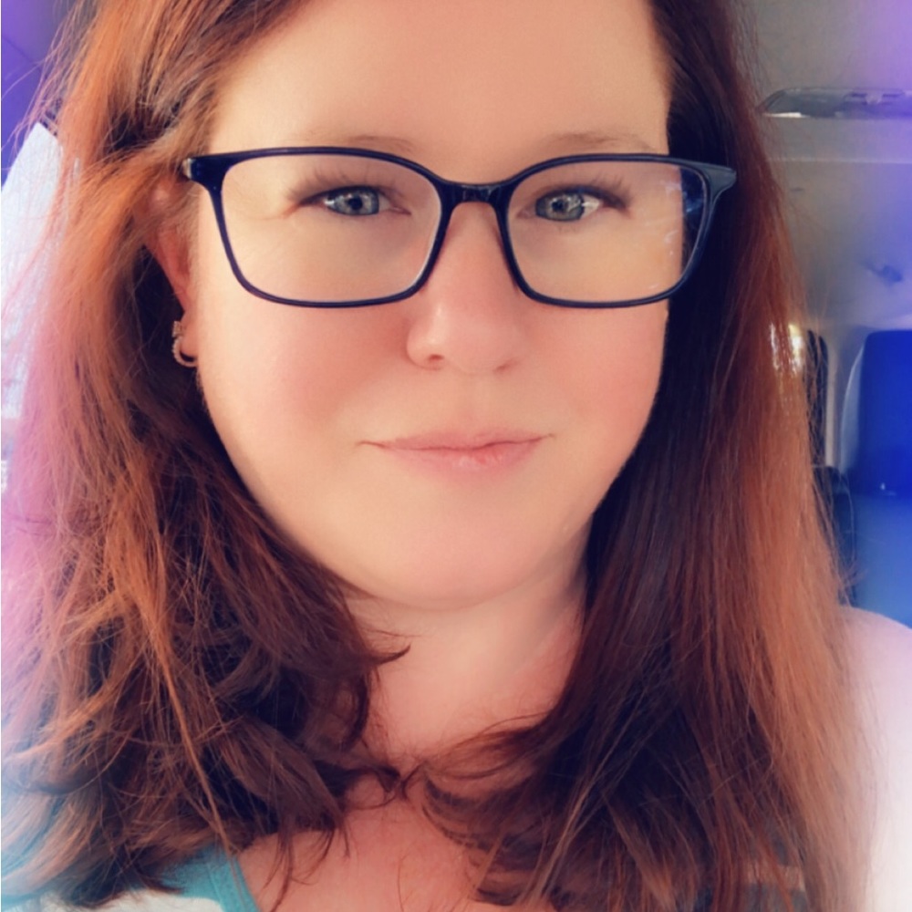 Meet your Posher, Chrystal